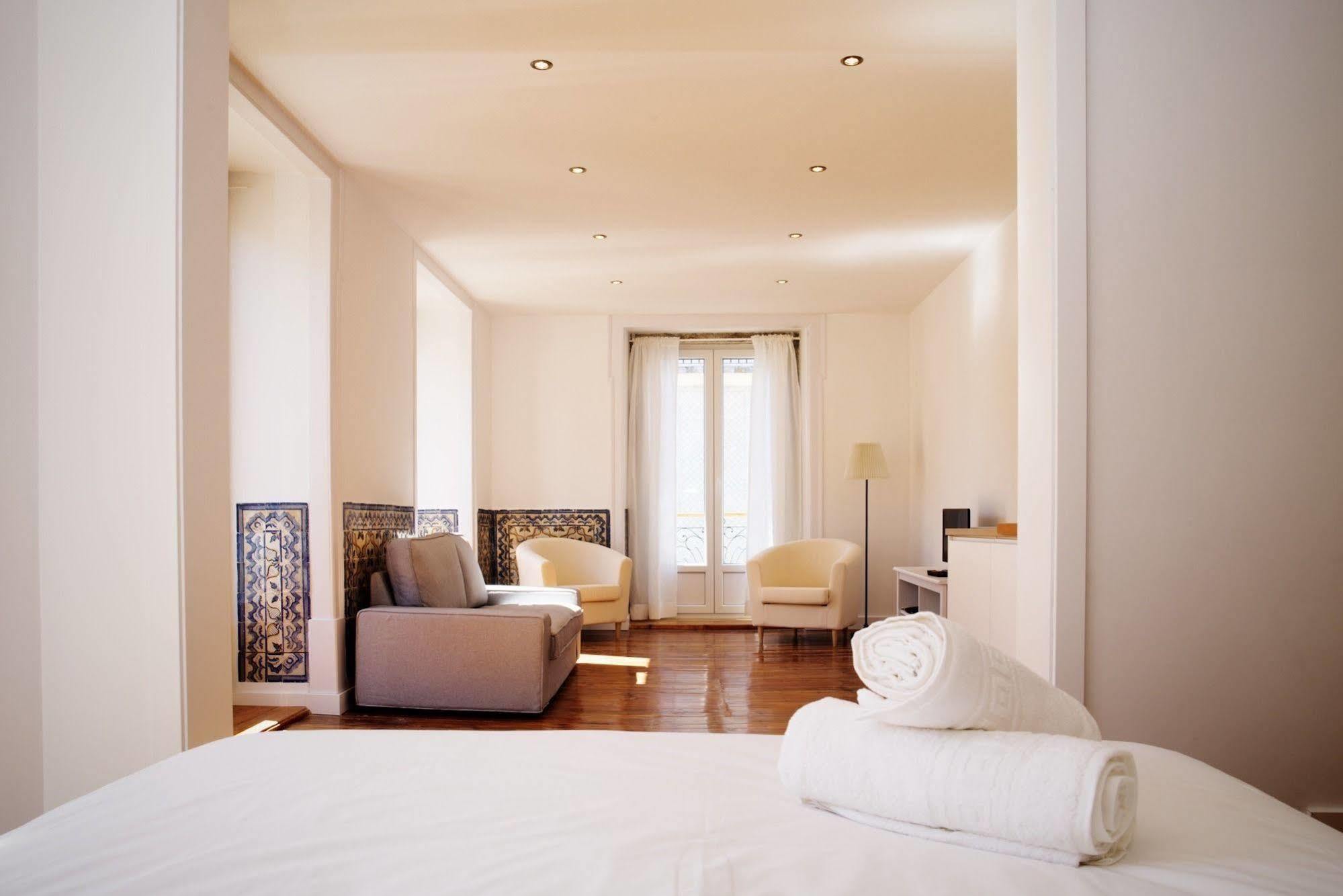 Gs Chiado Boutique Studios & Suites Лісабон Екстер'єр фото